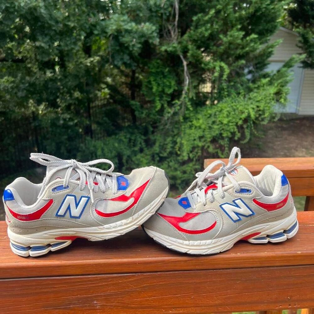 New Balance Men's 6 2002r Grey Red Blue Unisex Running Jog Sneakers